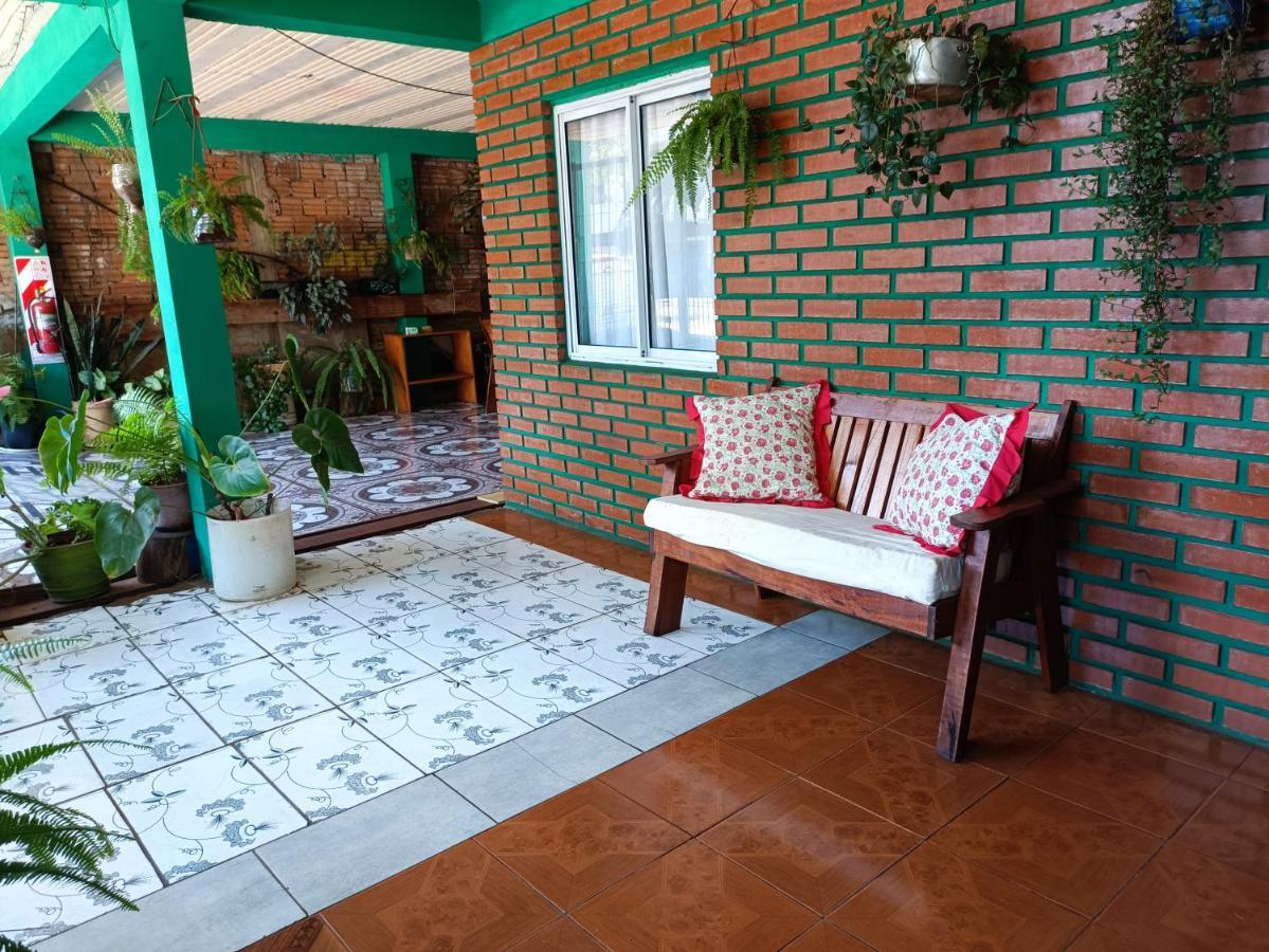 Hostel El Amanecer Puerto Iguazu Exterior photo
